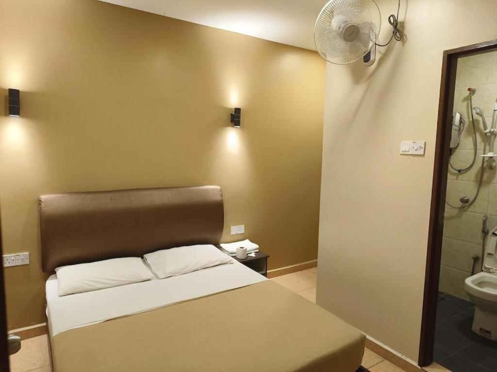 The Pines Hotel Kampung Kuala Terla Экстерьер фото