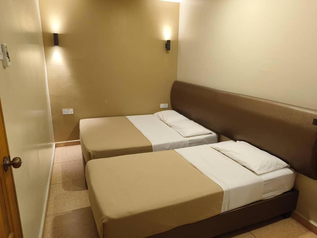 The Pines Hotel Kampung Kuala Terla Экстерьер фото