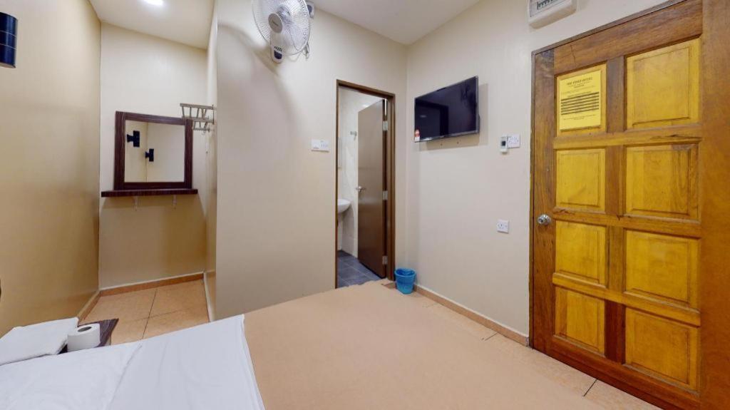 The Pines Hotel Kampung Kuala Terla Экстерьер фото