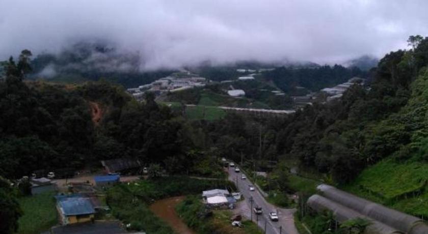 The Pines Hotel Kampung Kuala Terla Экстерьер фото